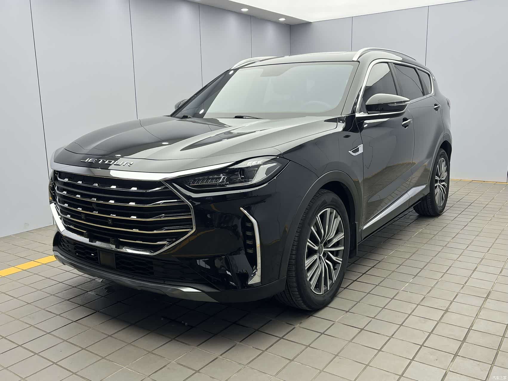 Jetour X70, 2023 1