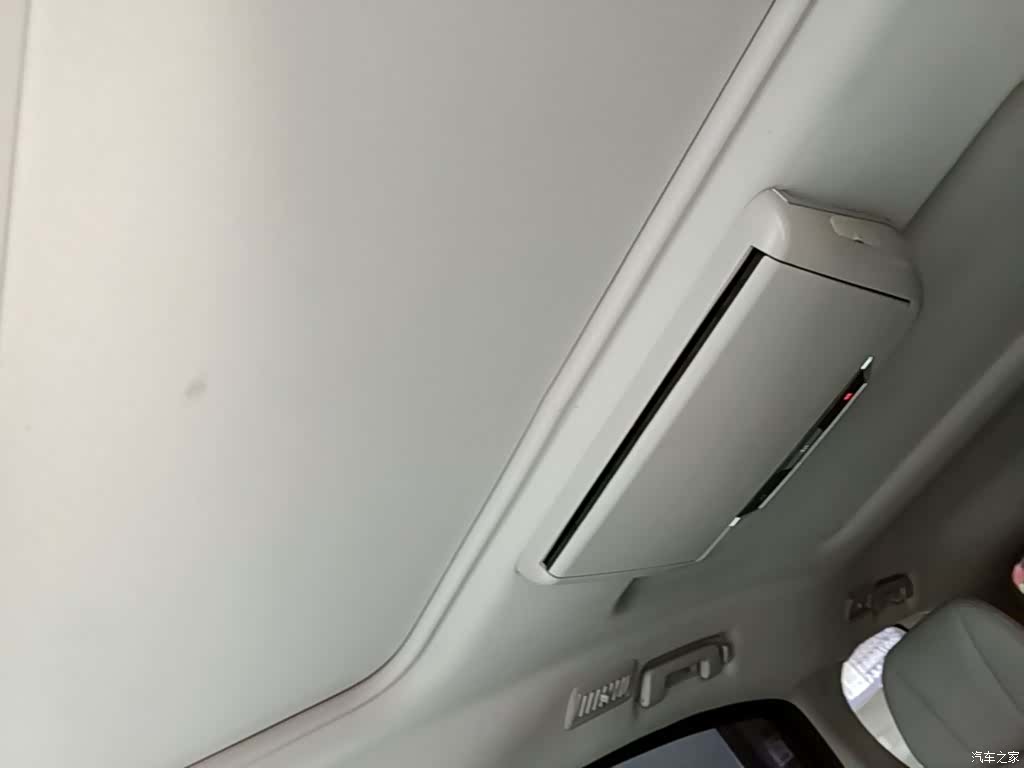 Buick GL8, 2019 18