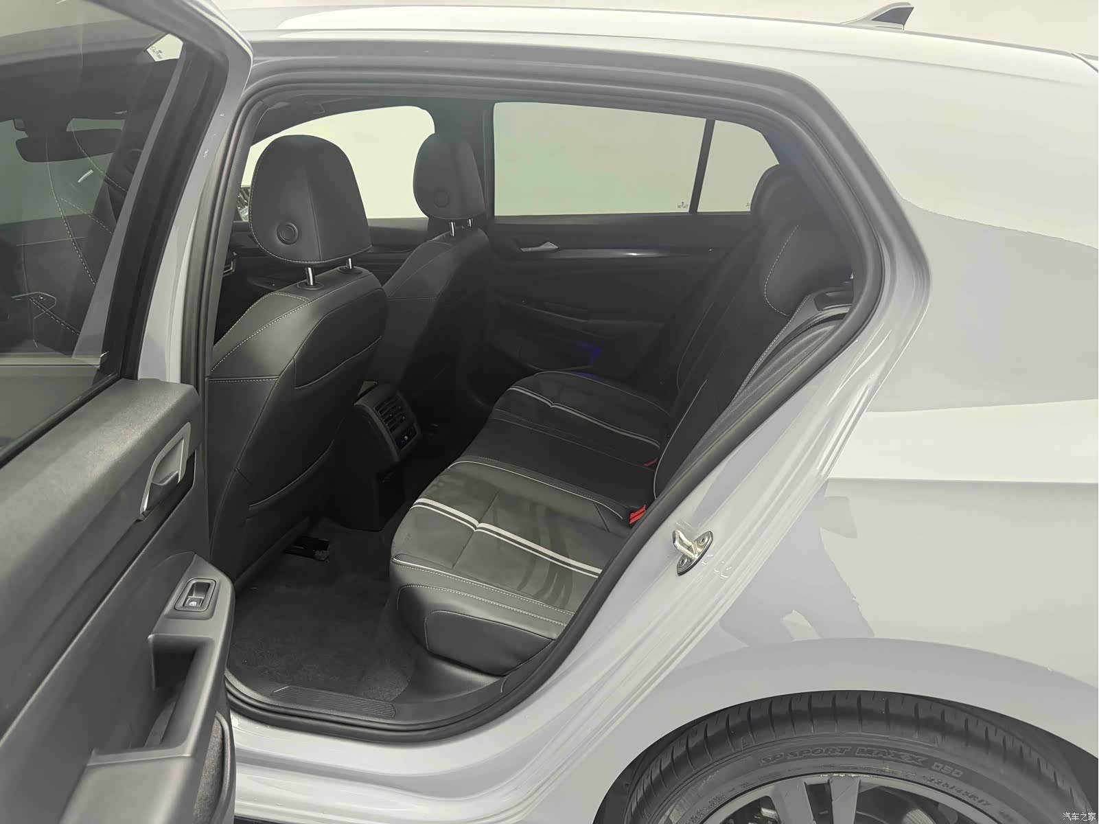 Volkswagen Golf, 2022 10