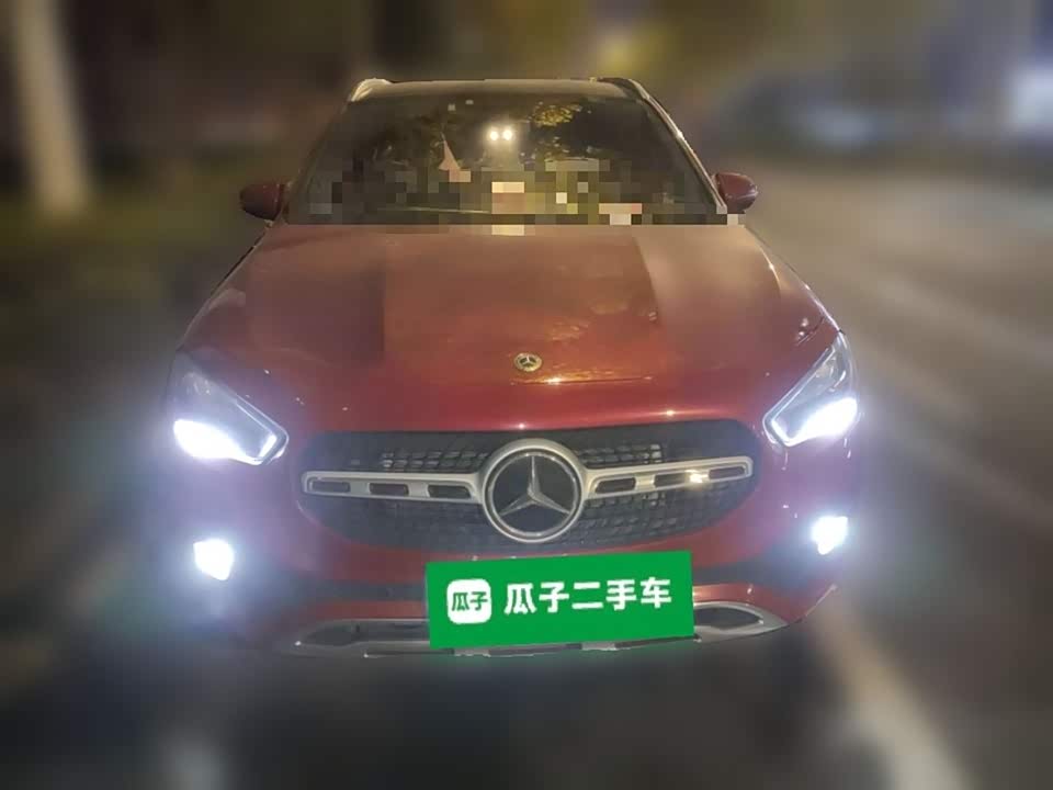 Mercedes-Benz GLA