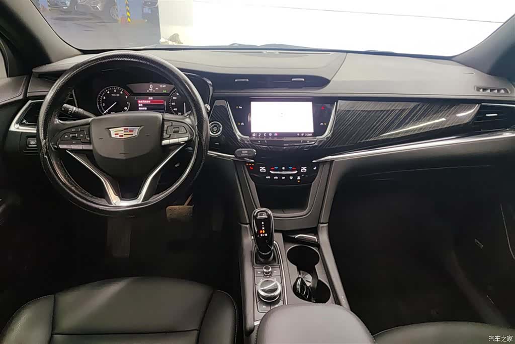 Cadillac XT6, 2022 12
