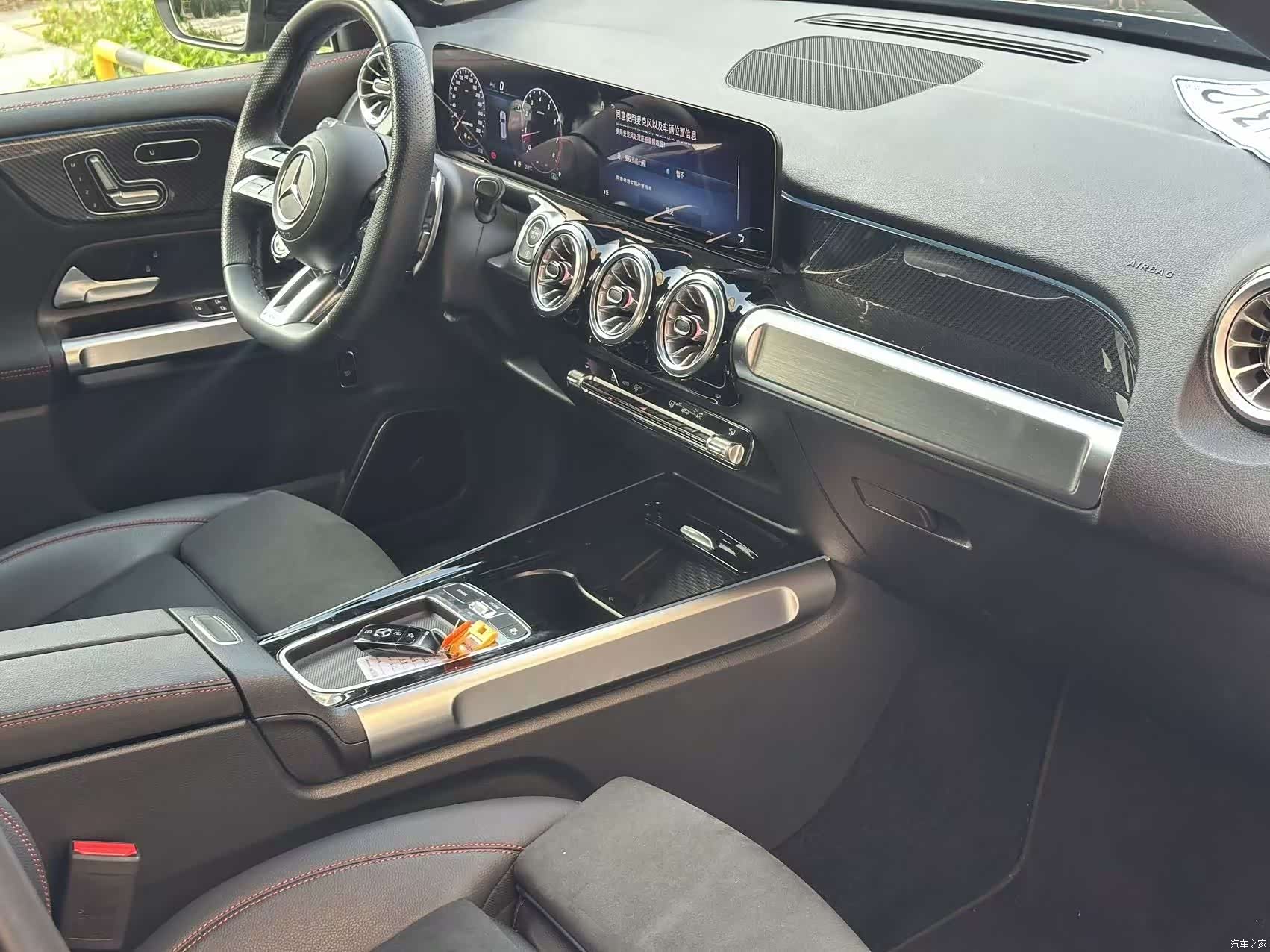 Mercedes-Benz GLB, 2025 7