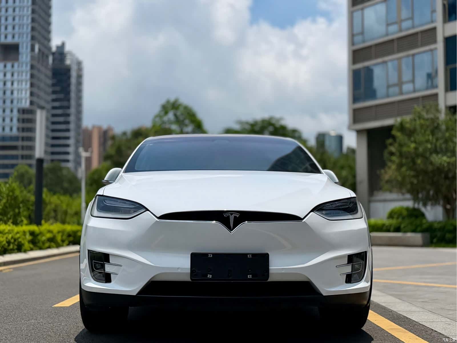 Tesla Model X, 2019 2