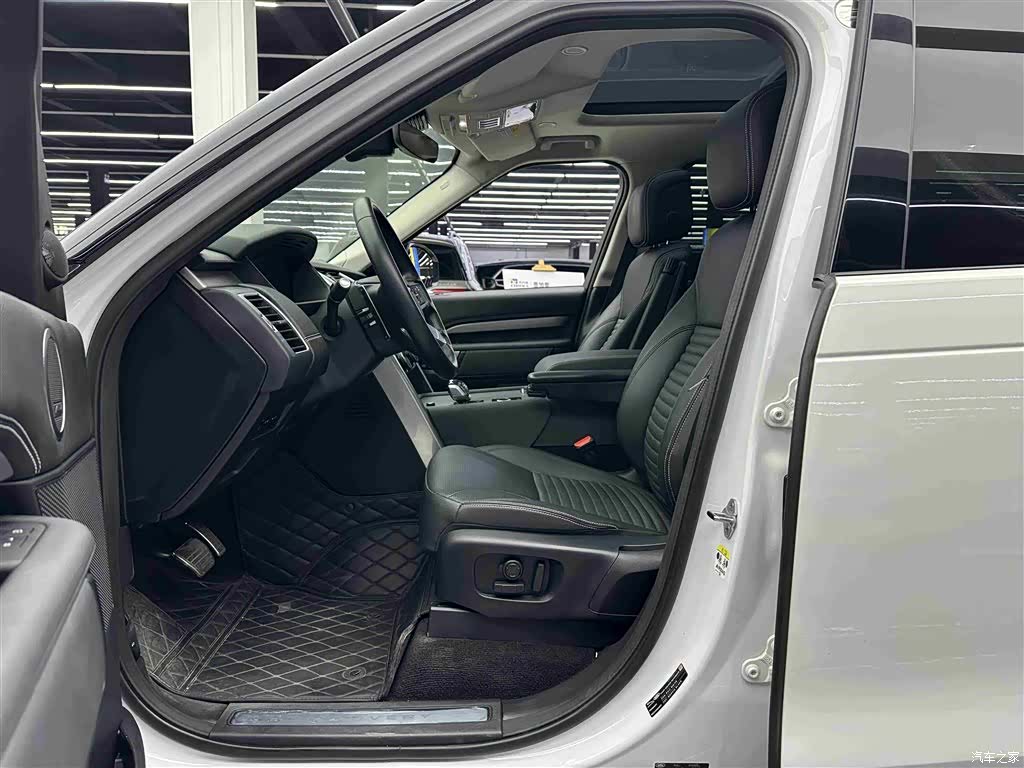 Land Rover Discovery, 2025 6