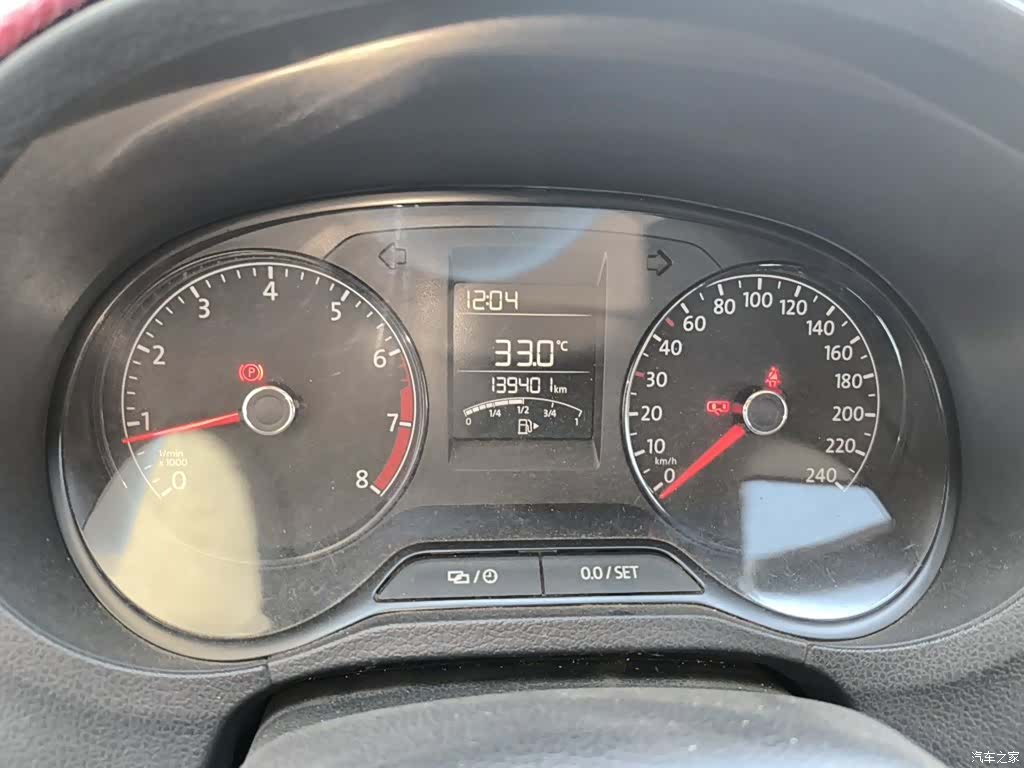 Volkswagen Polo, 2016 все фото