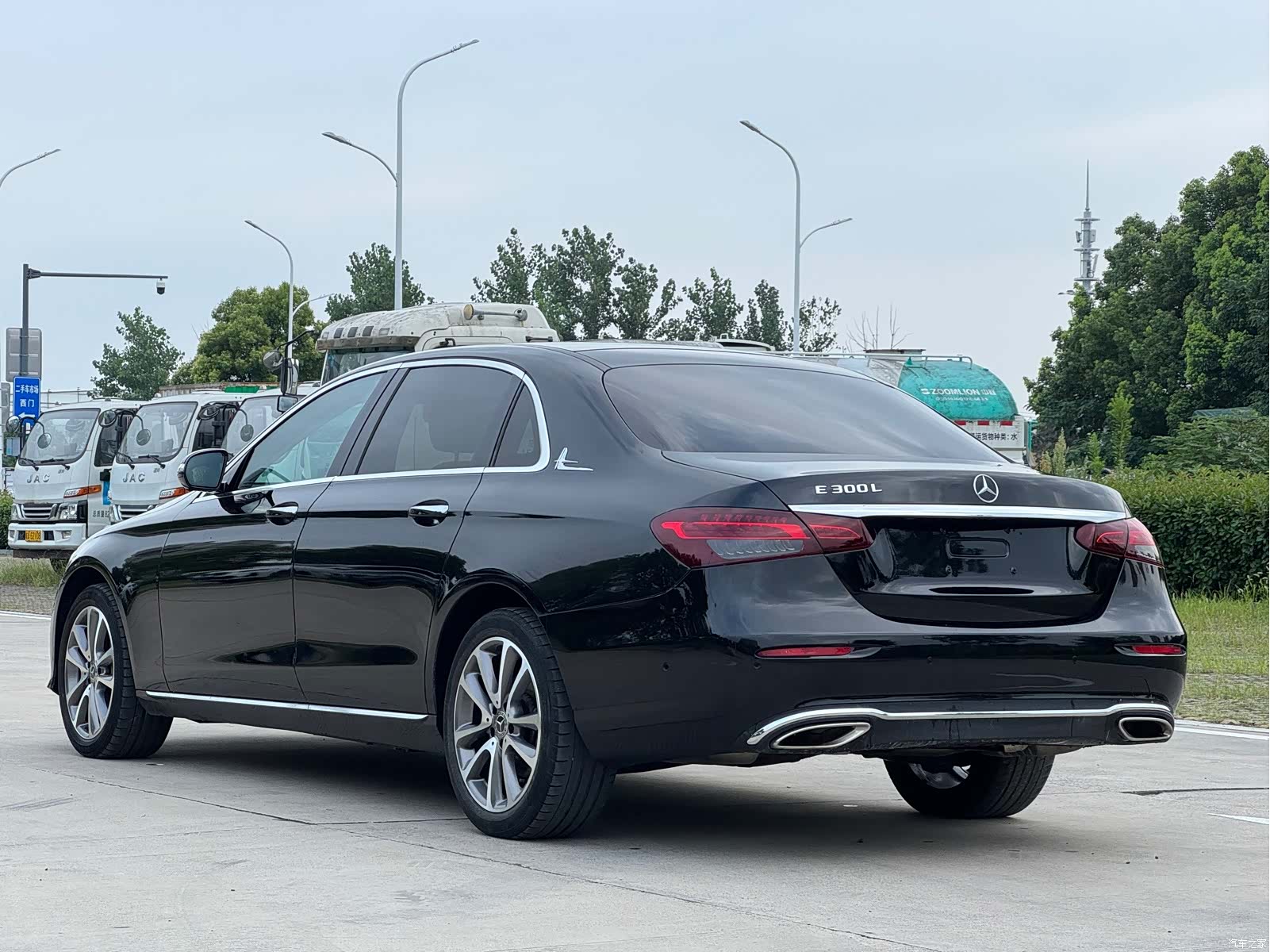 Mercedes-Benz E-Class, 2019 6