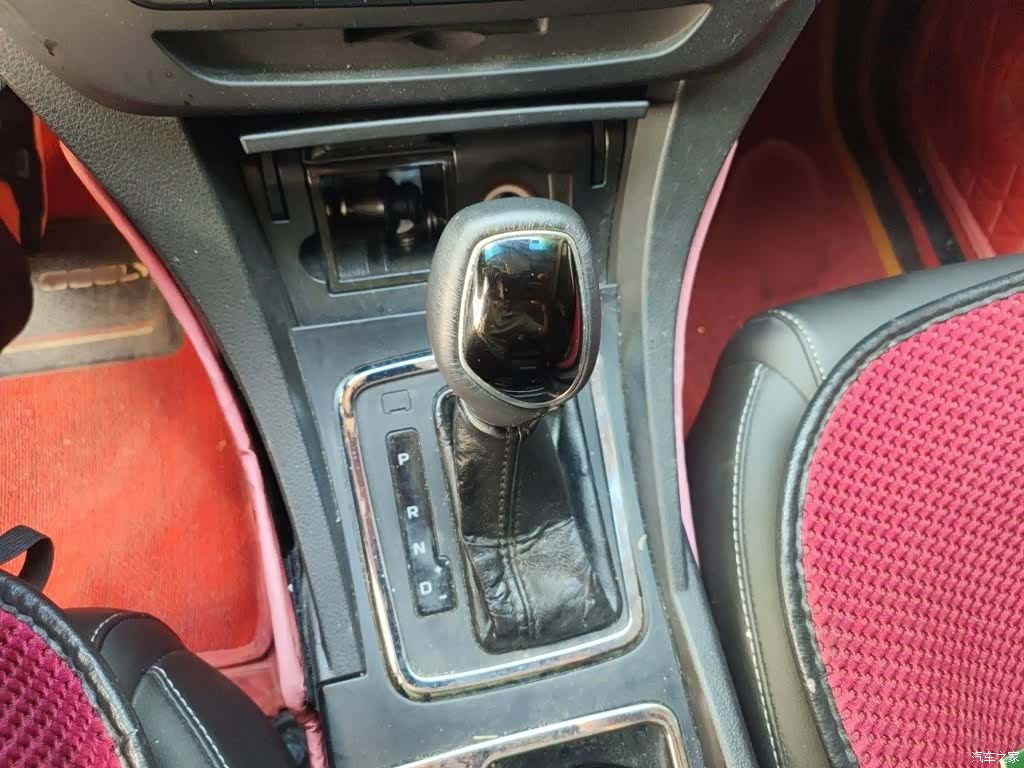 Geely Emgrand, 2017 7
