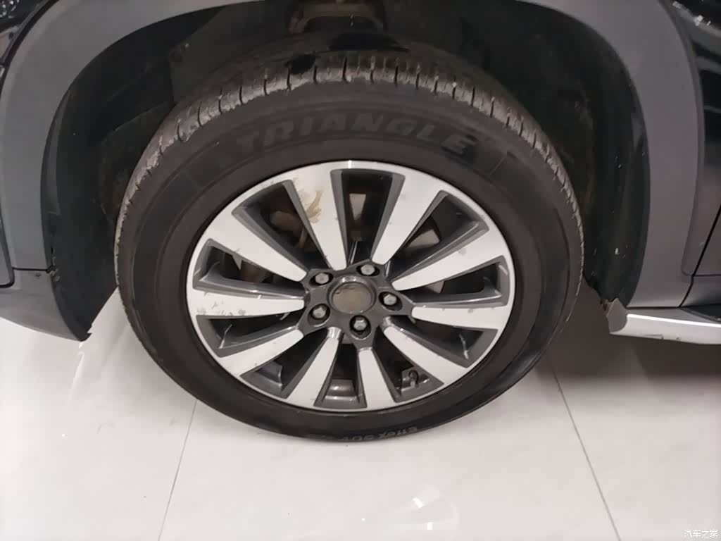 Roewe RX8, 2021 23