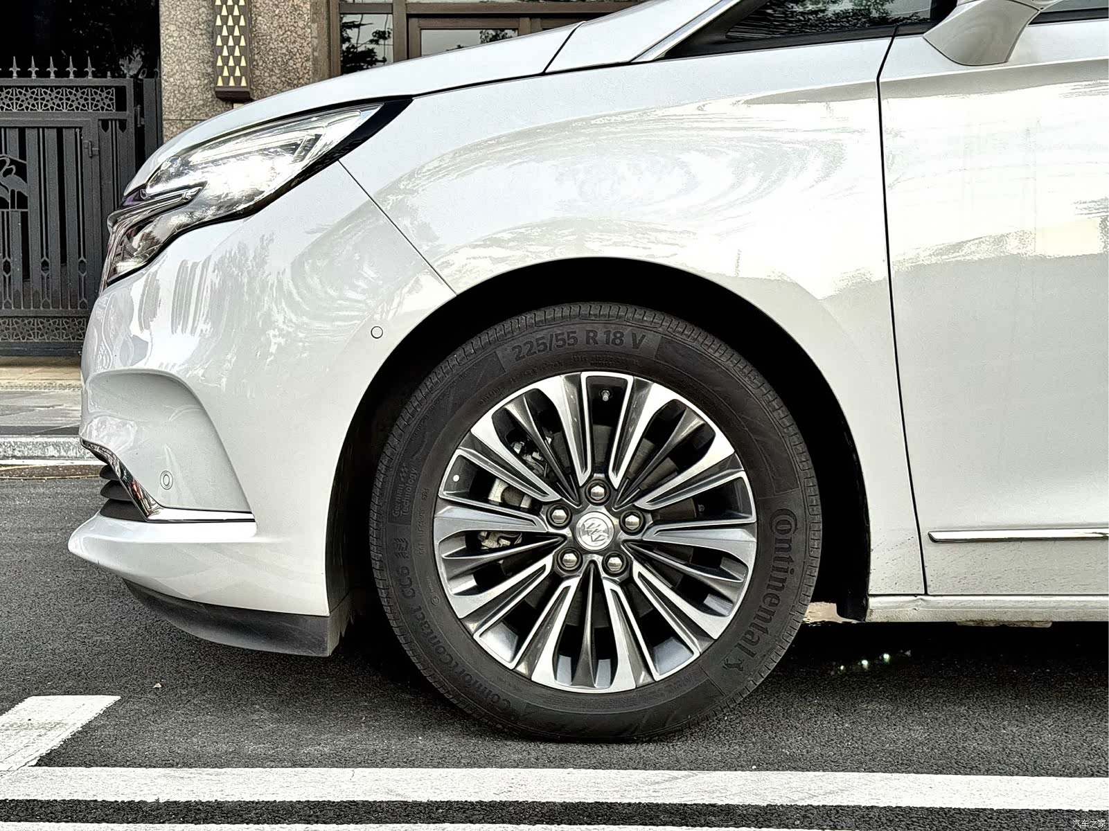 Buick GL8, 2022 21