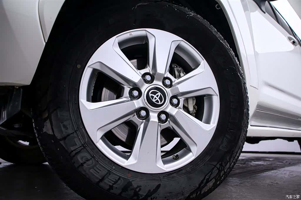 Toyota Land Cruiser, 2024 16