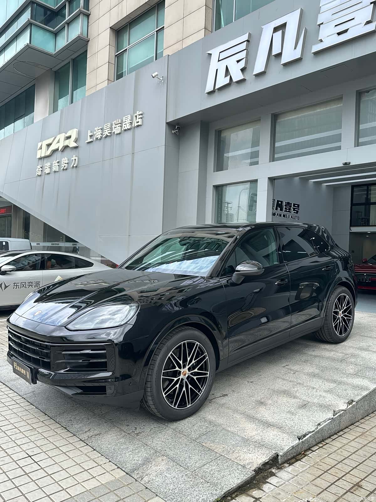 Porsche Cayenne, 2025 3