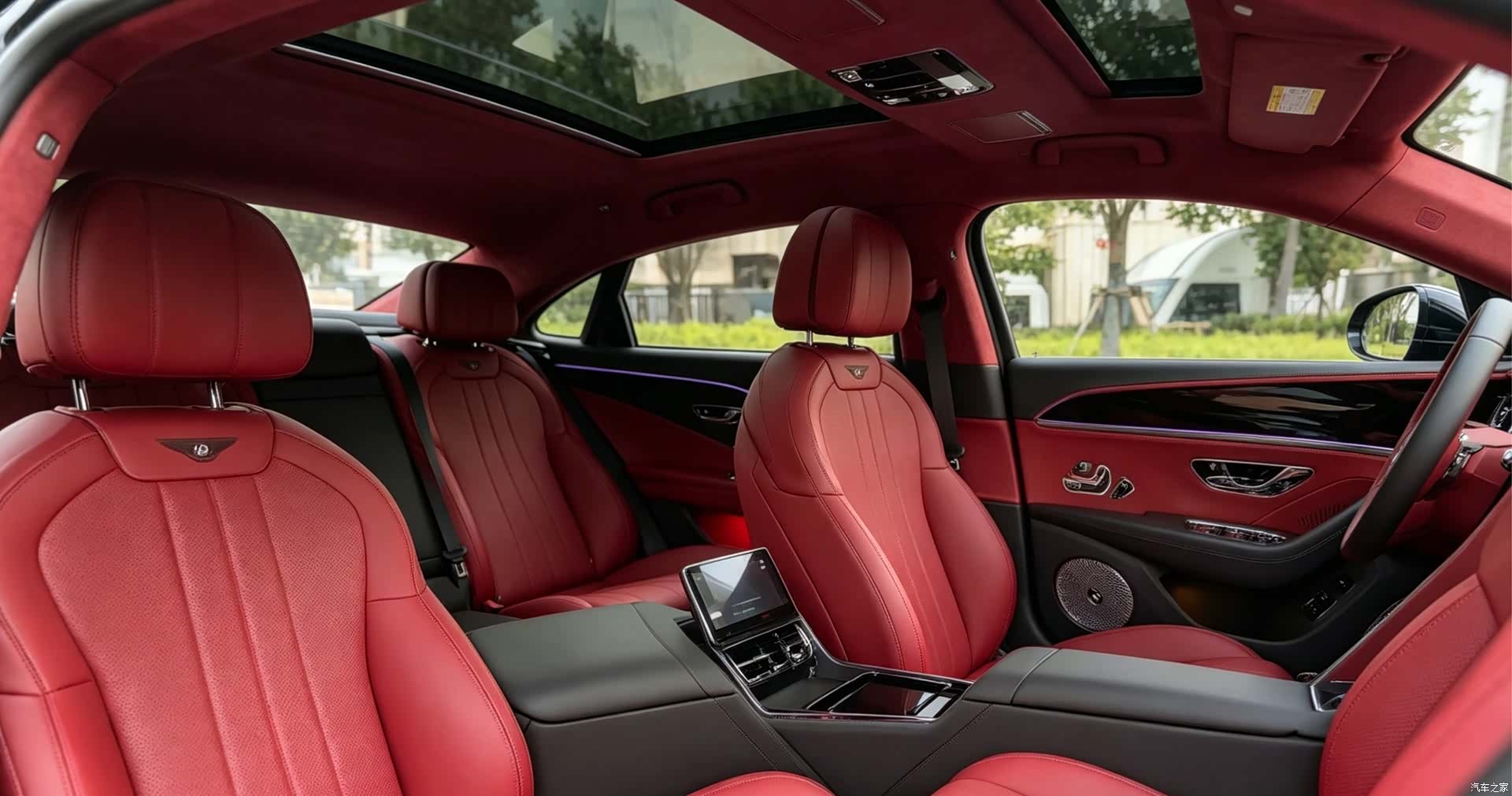 Bentley Flying Spur, 2021 8