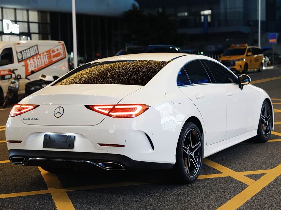 Mercedes-Benz CLS