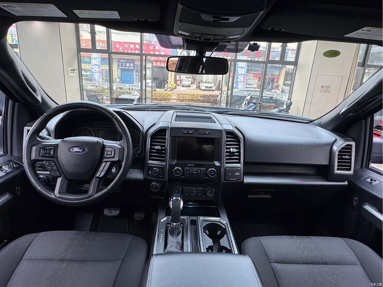 Ford F-150, 2020 все фото