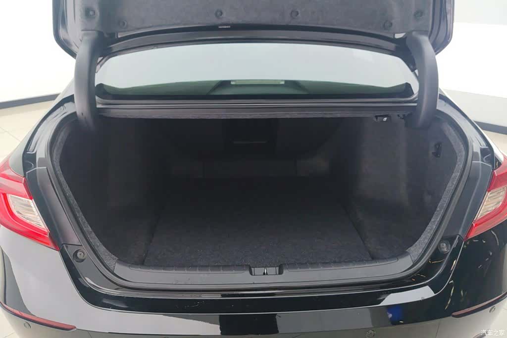 Honda Accord, 2019 4