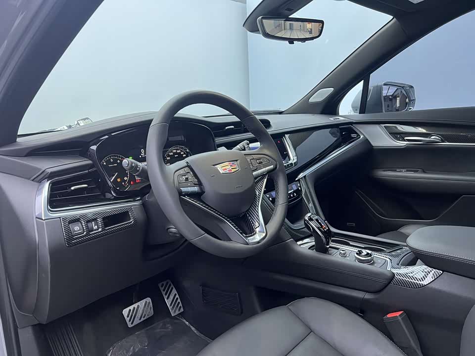 Cadillac XT6