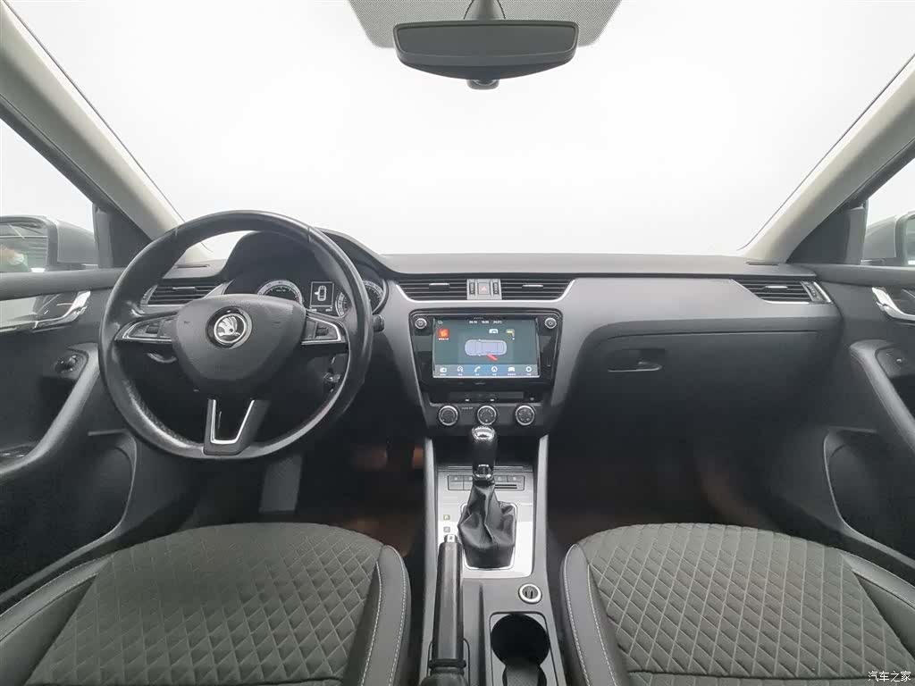 Skoda Octavia, 2017 все фото