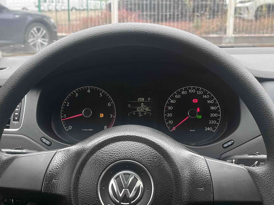 Volkswagen Sagitar