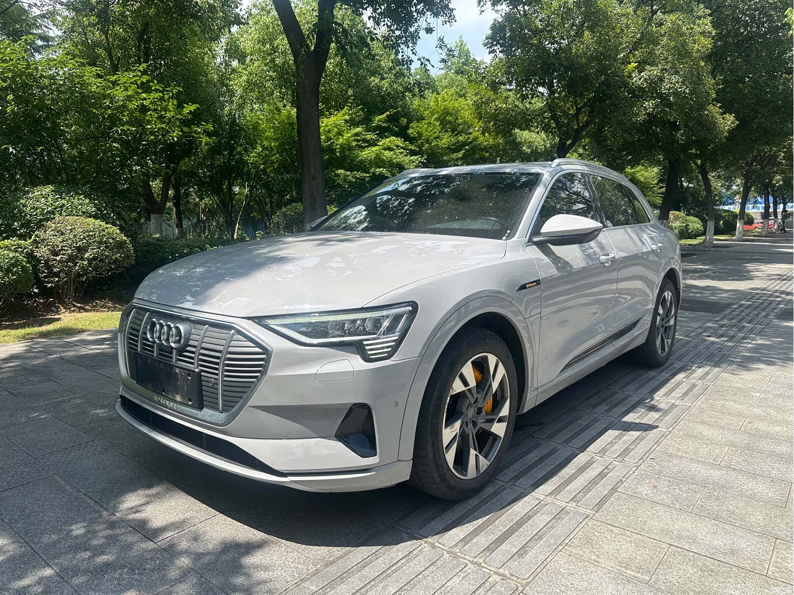 Audi e-tron, 2021 1