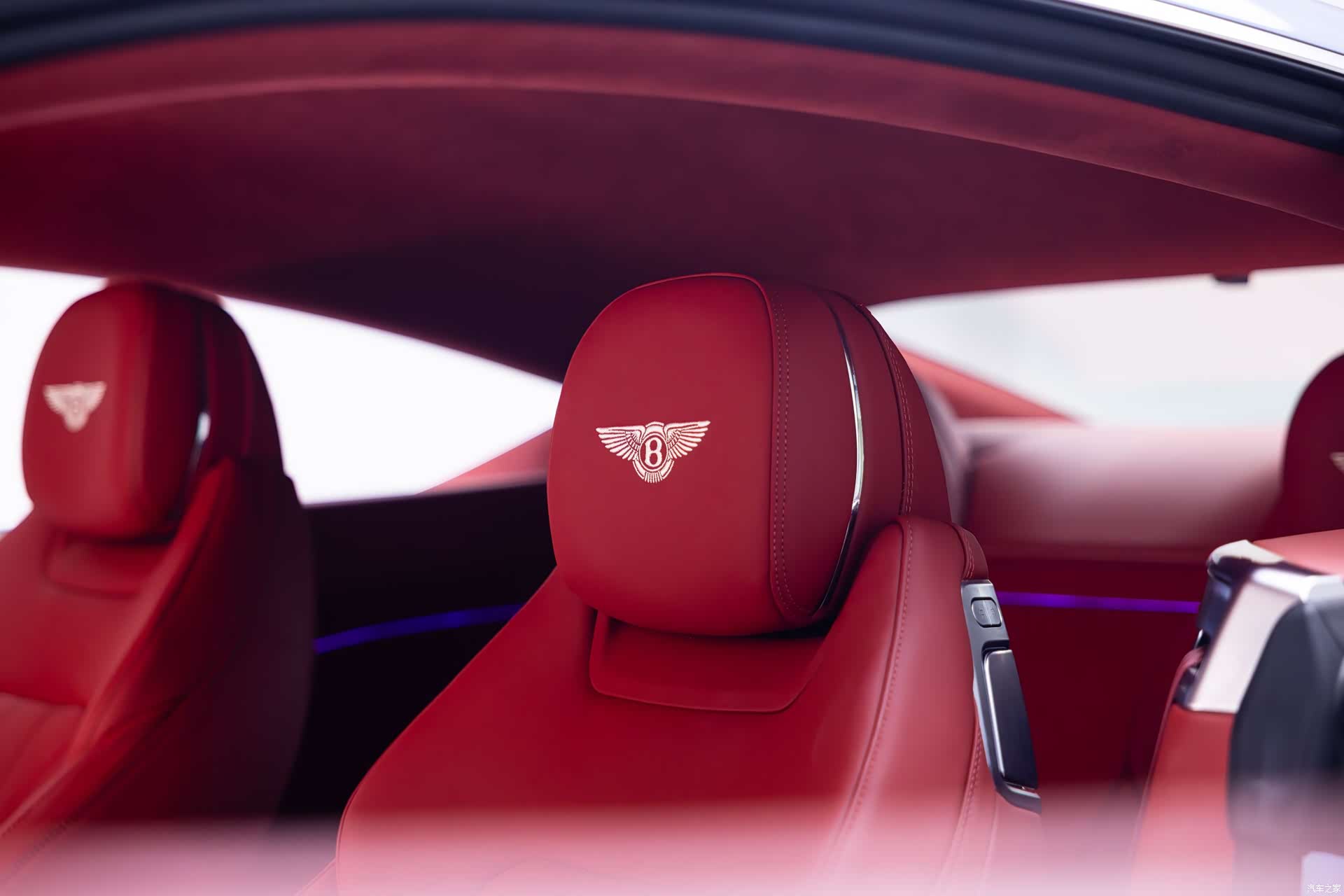 Bentley Continental GT, 2023 12