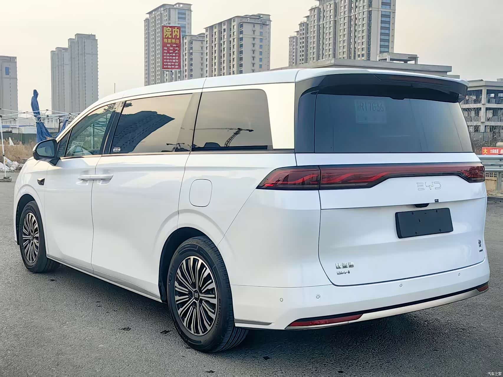 BYD Xia, 2025 все фото