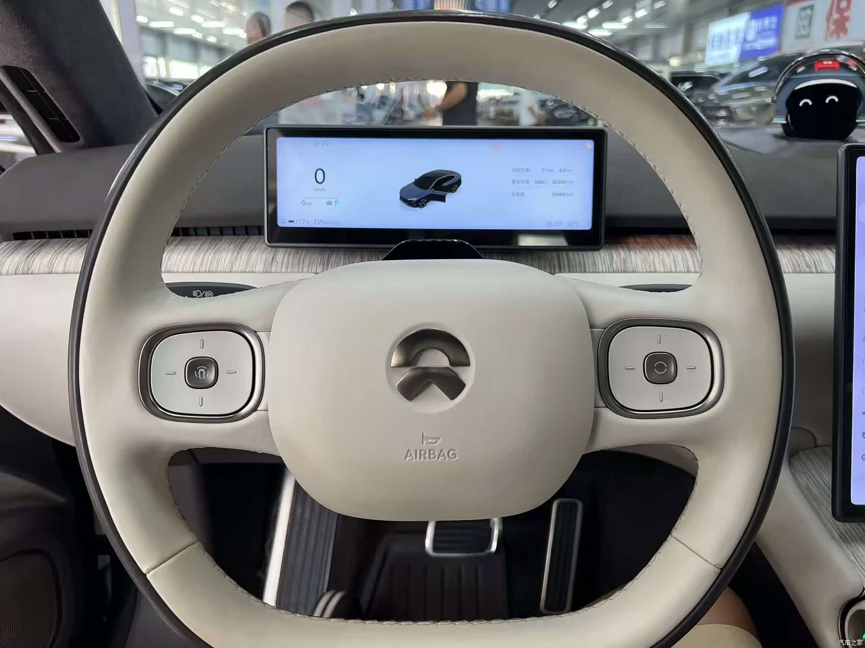 NIO ET7, 2022 11