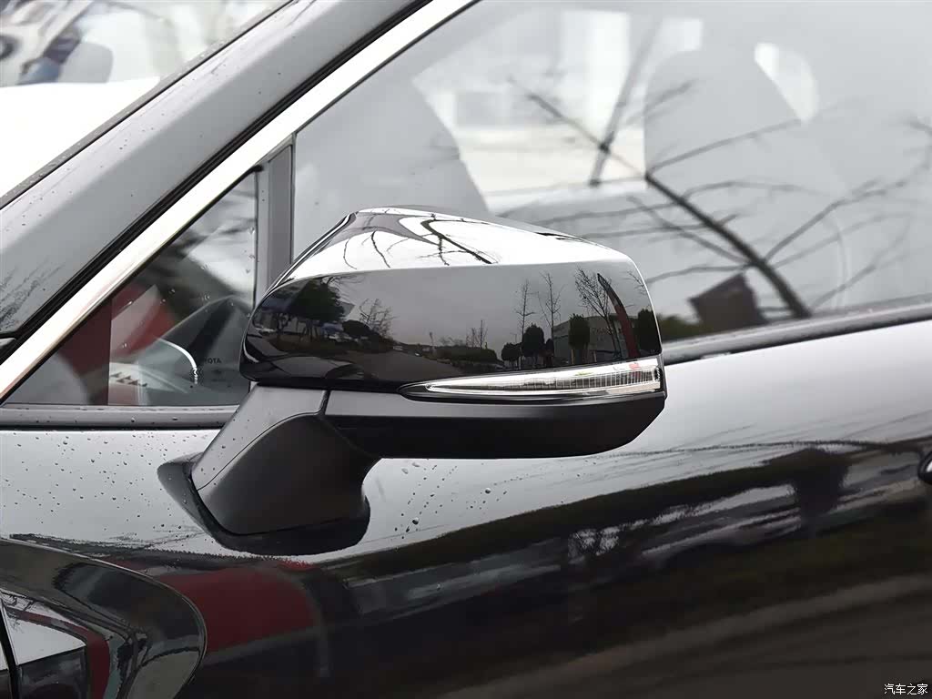 Toyota Frontlander, 2025 12