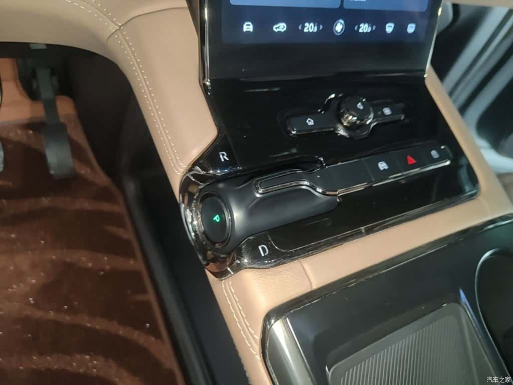 NIO ES8, 2020 14