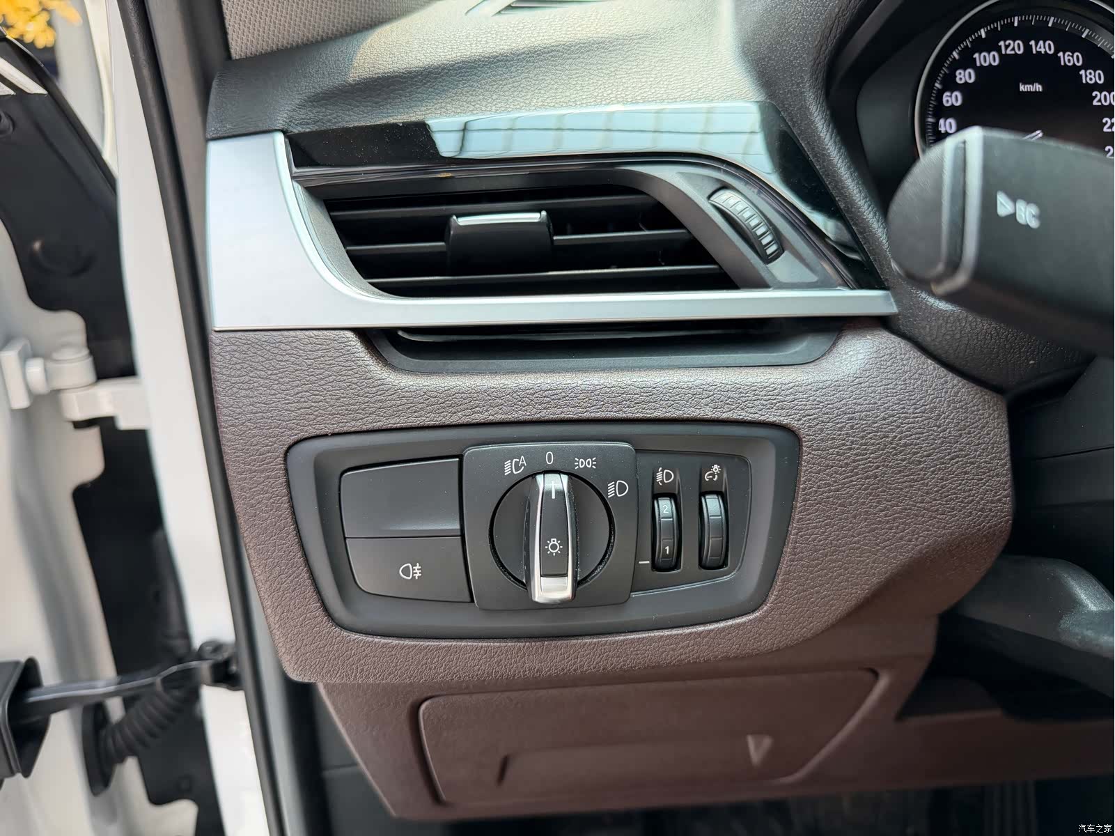 BMW X1, 2023 6