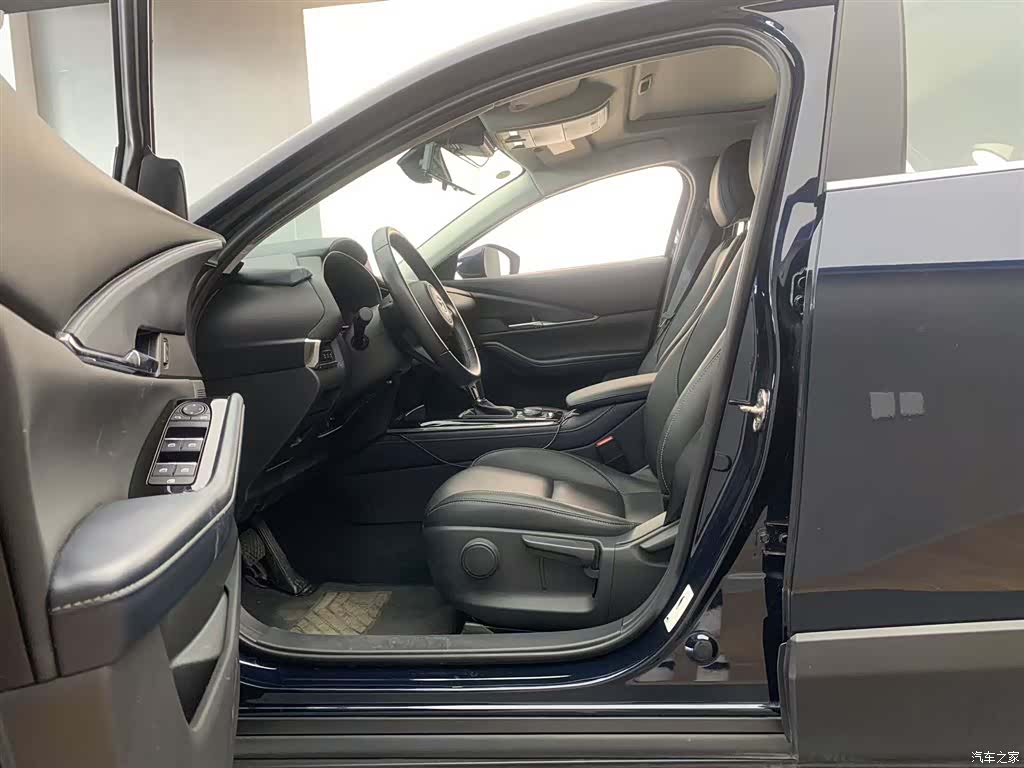 Mazda CX-30, 2021 6