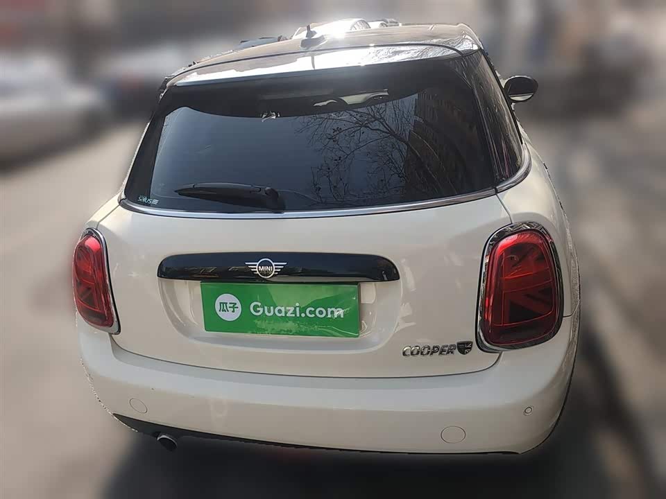 MINI MINI