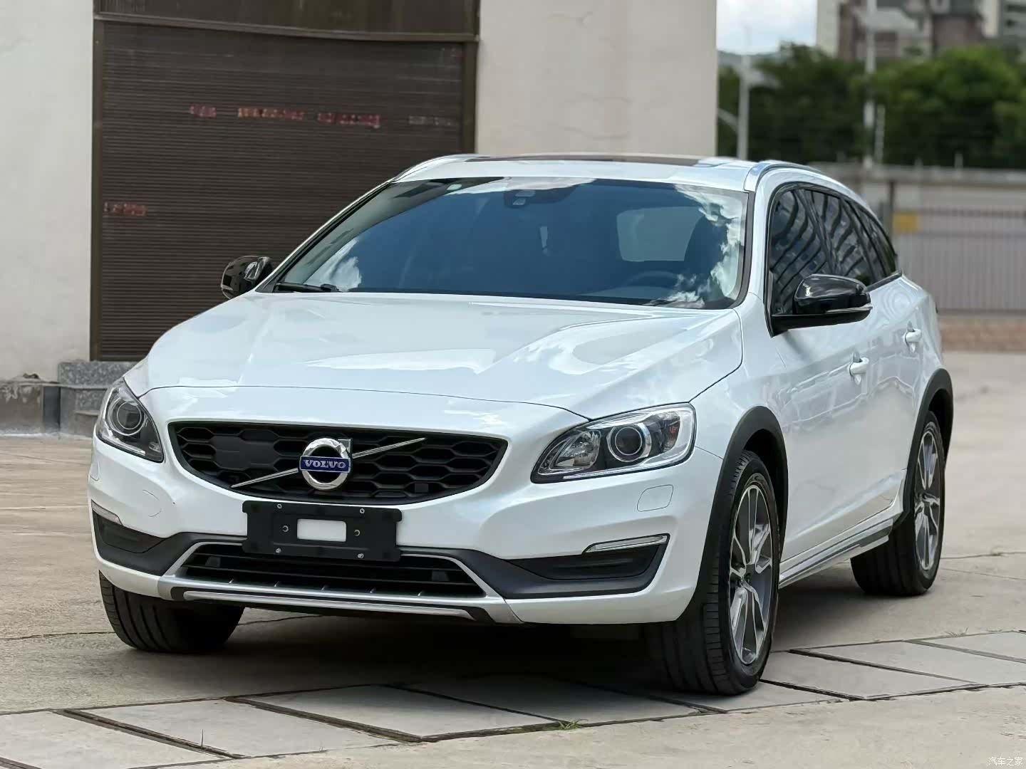 Volvo V60, 2016 3