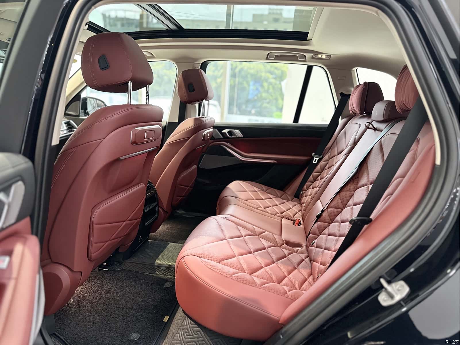 BMW X5, 2025 13