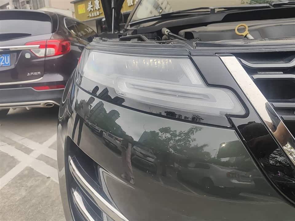 Land Rover Range Rover Aurora