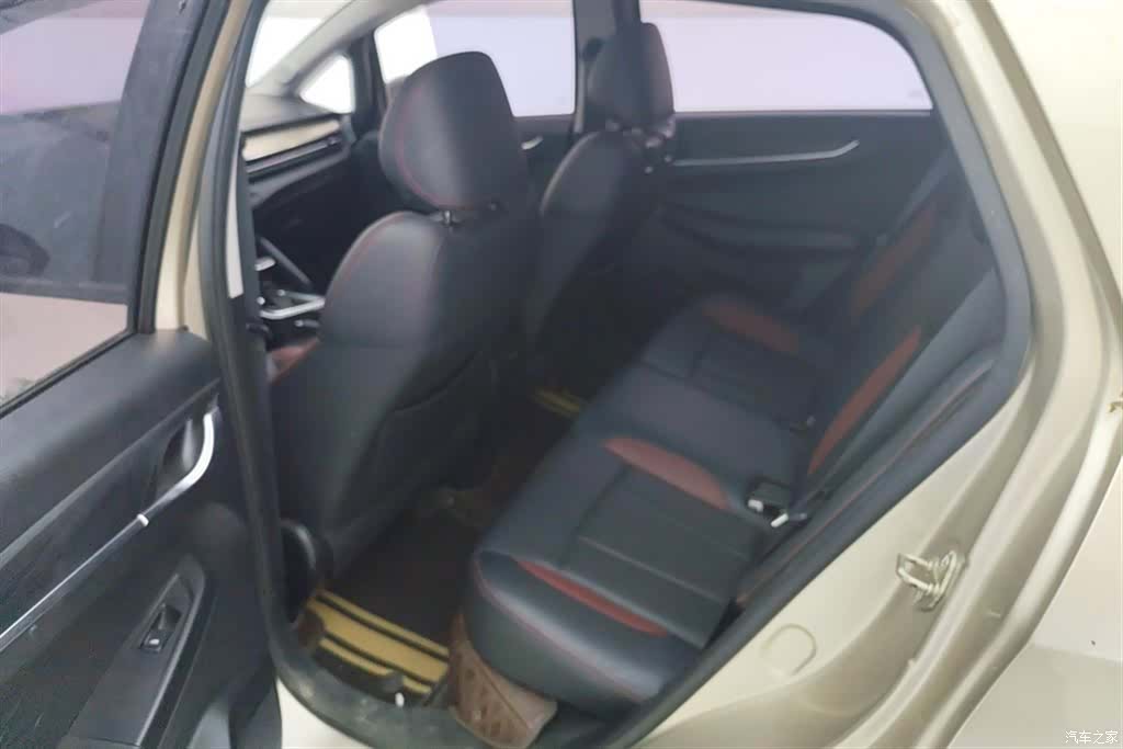 Geely X3, 2021 11