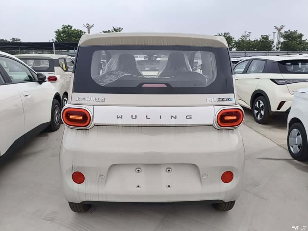 Wuling MINIEV, 2026 6