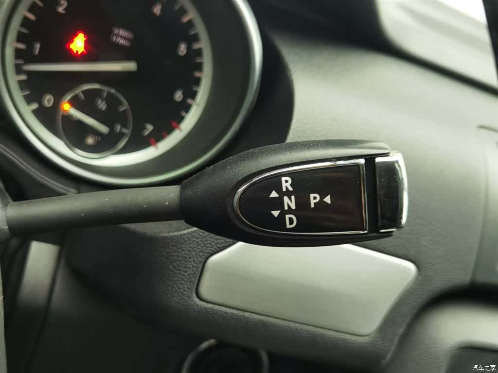 Mercedes-Benz R-Class, 2016 12