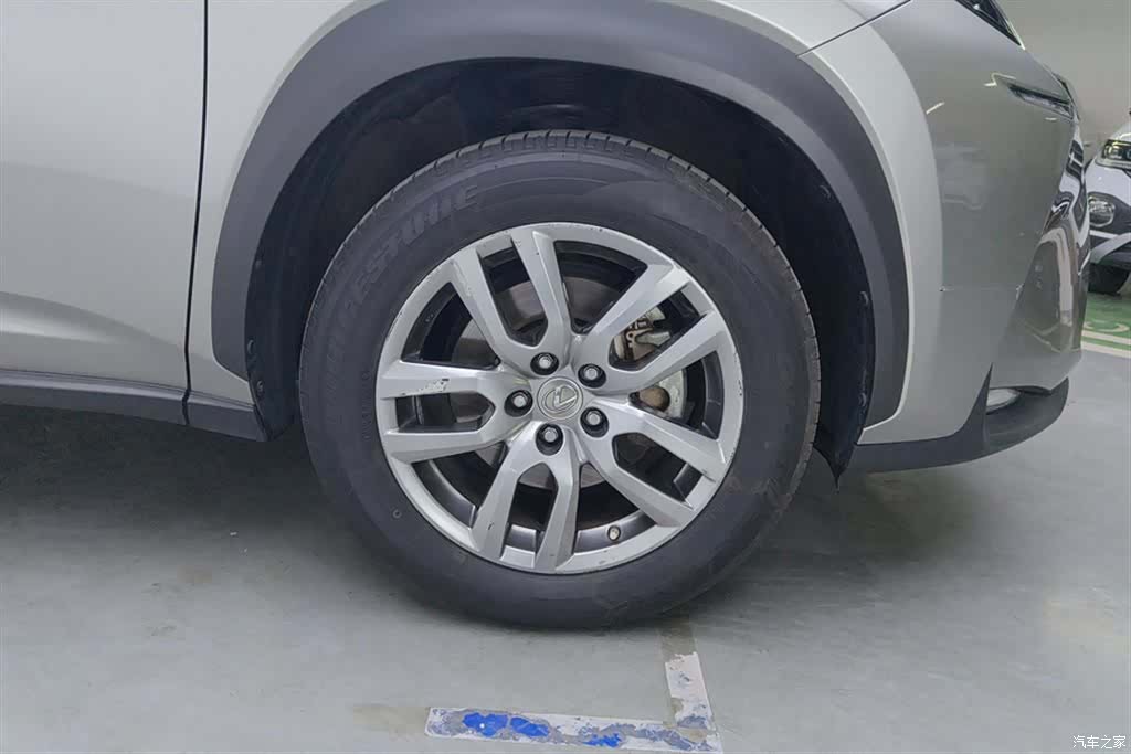 Lexus NX, 2016 6