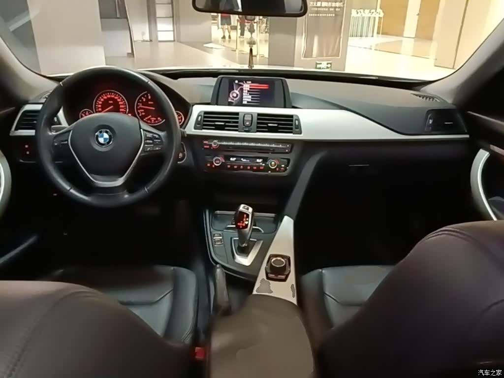 BMW 3 Series, 2015 10