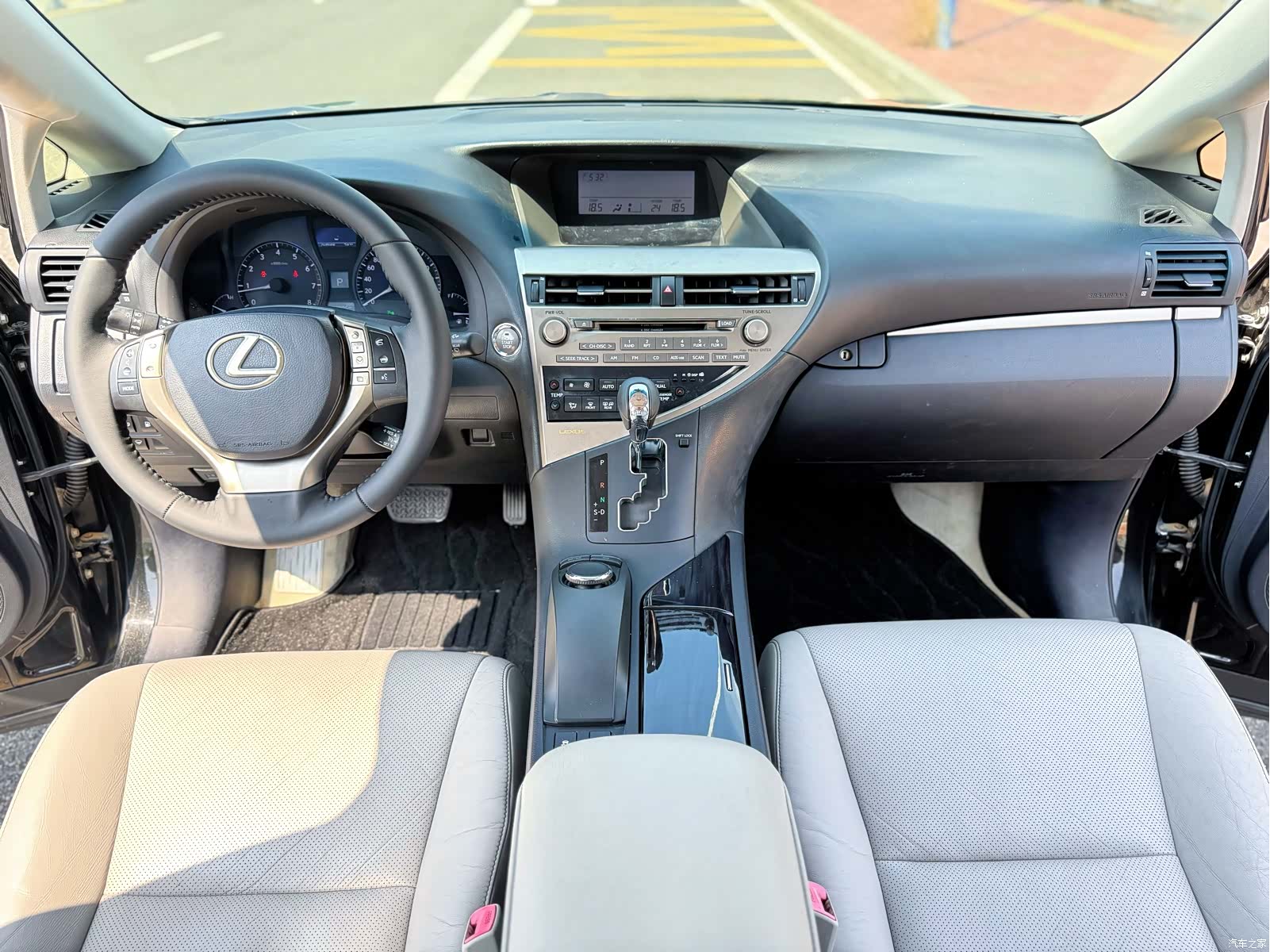 Lexus RX, 2013 8