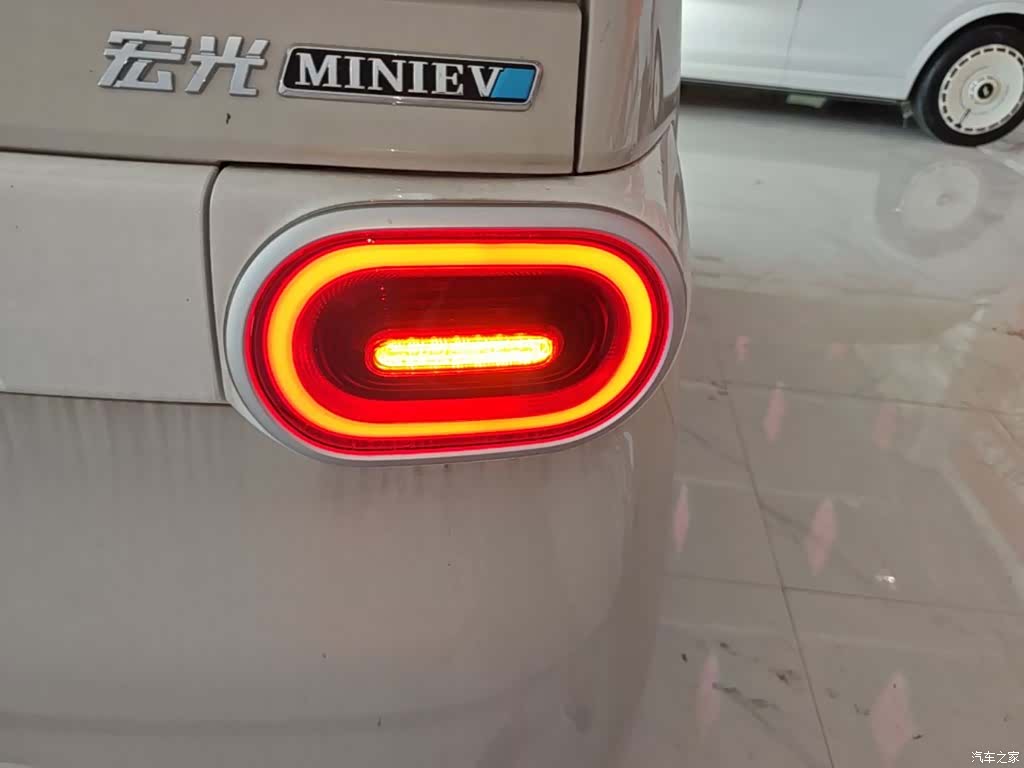 Wuling MINIEV, 2026 8