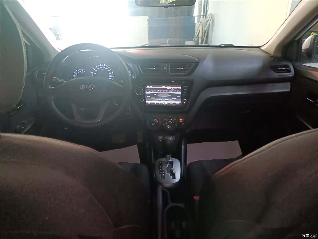 Kia K2, 2014 10