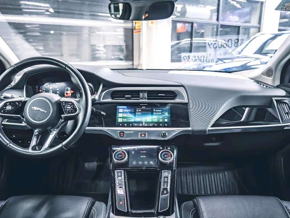 Jaguar I-PACE