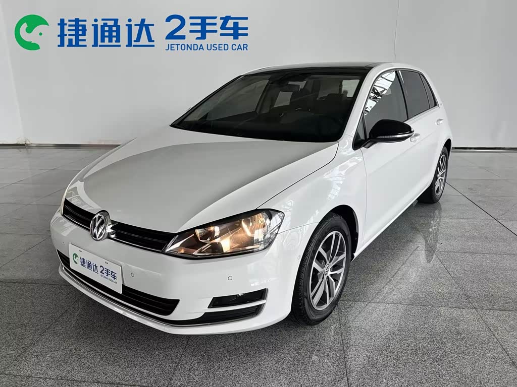 Volkswagen Golf 2017 230TSI AT Luxury
