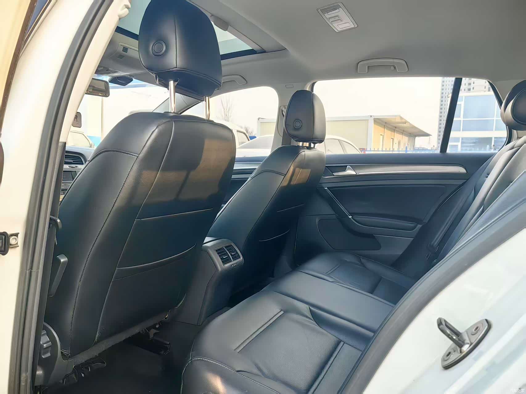 Volkswagen Golf, 2015 9