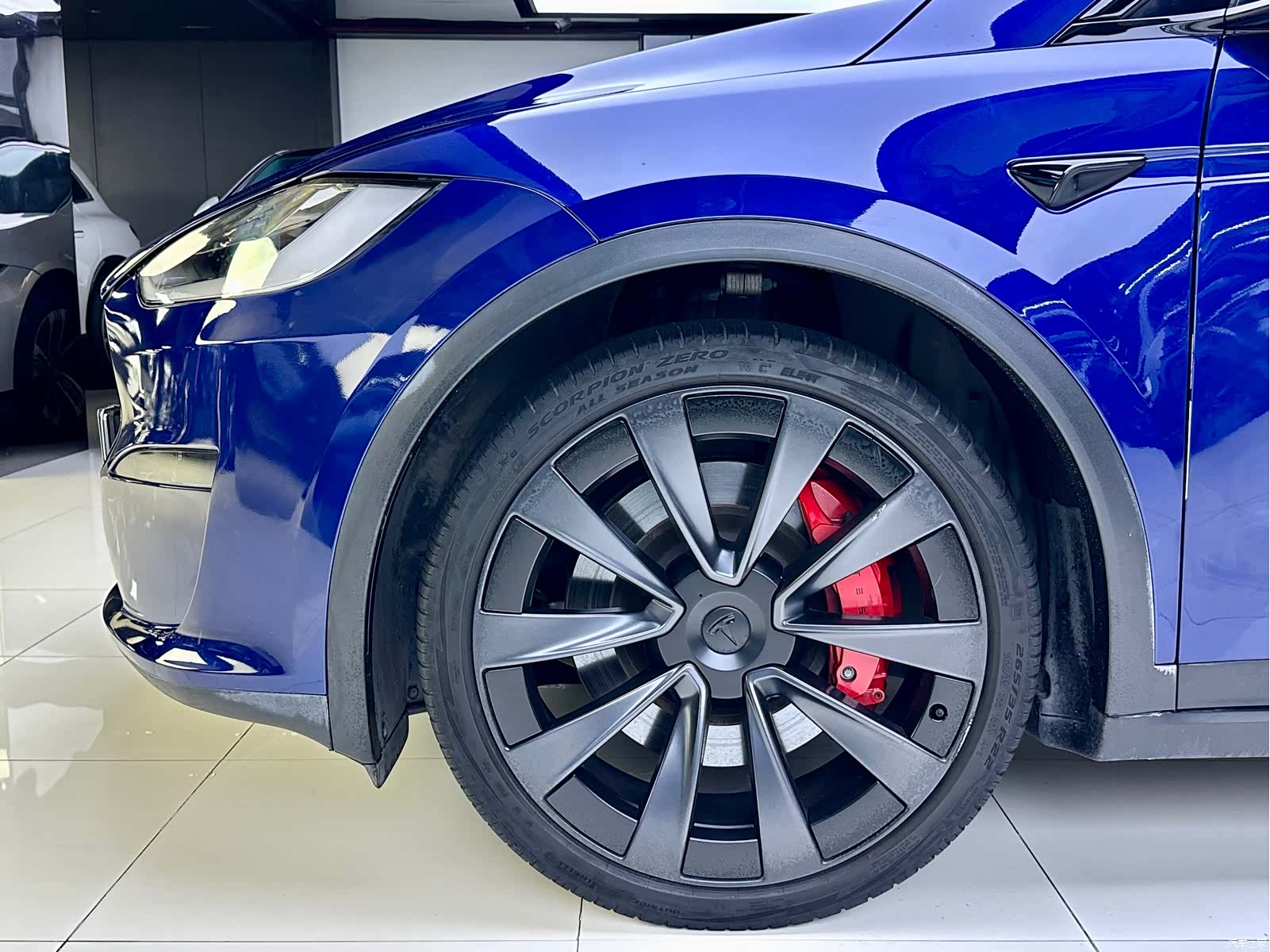 Tesla Model X, 2023 7