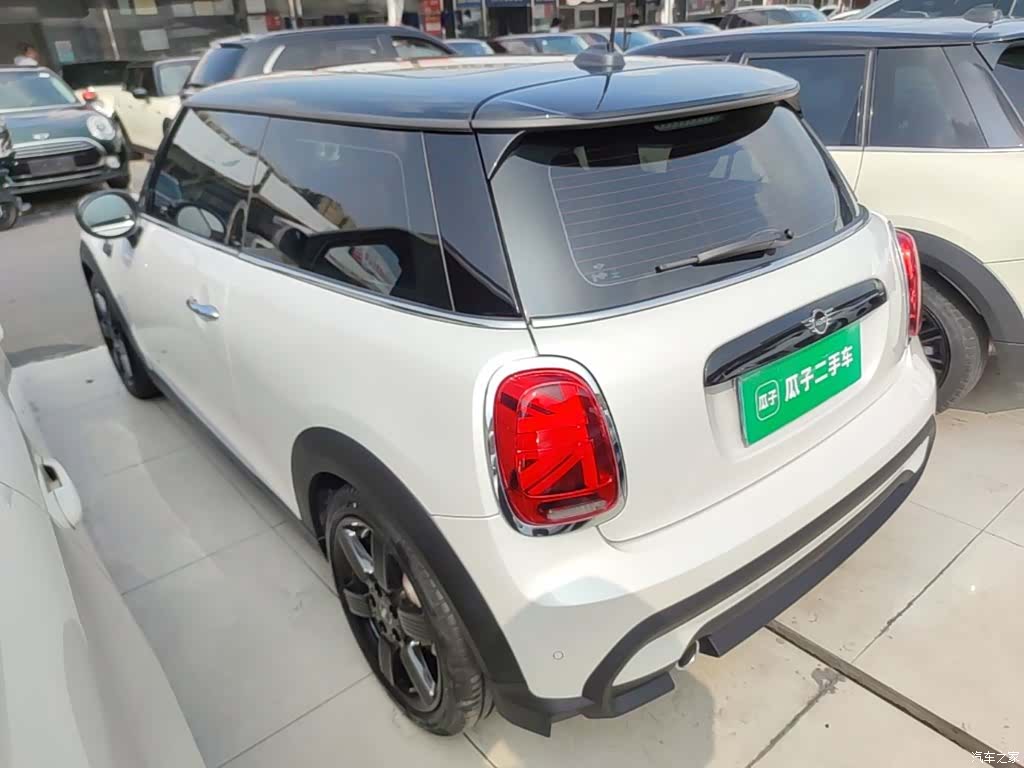 Mini Cooper, 2024 все фото