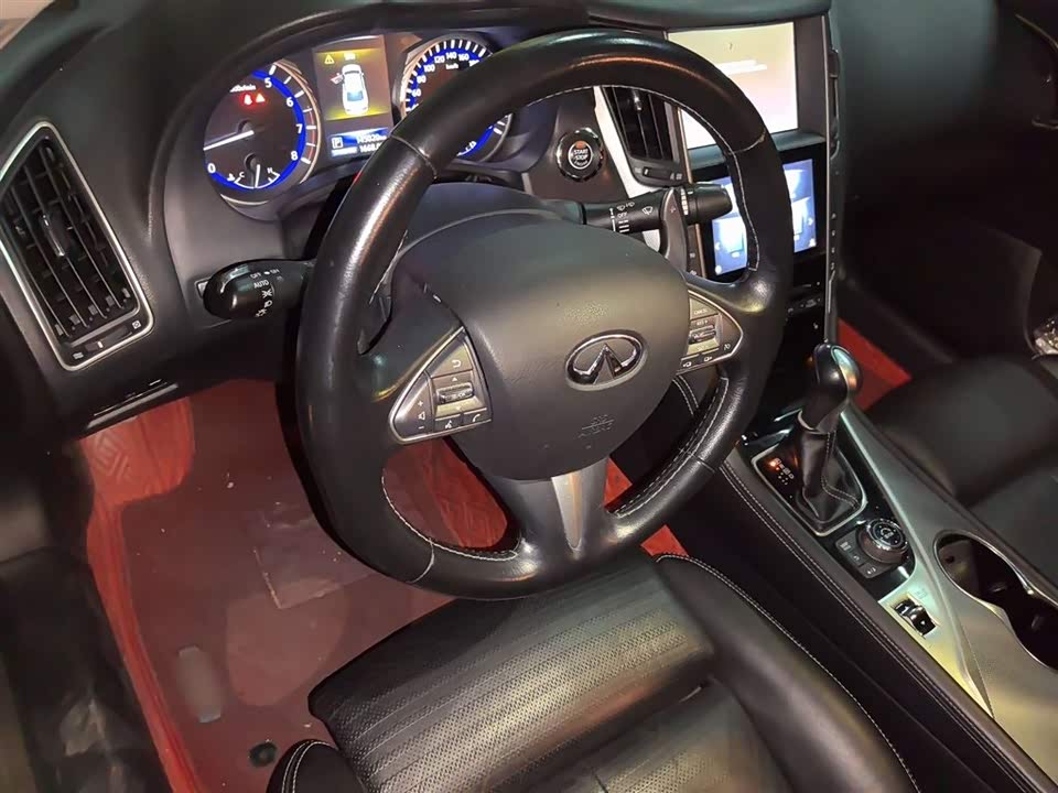 Infiniti Q50