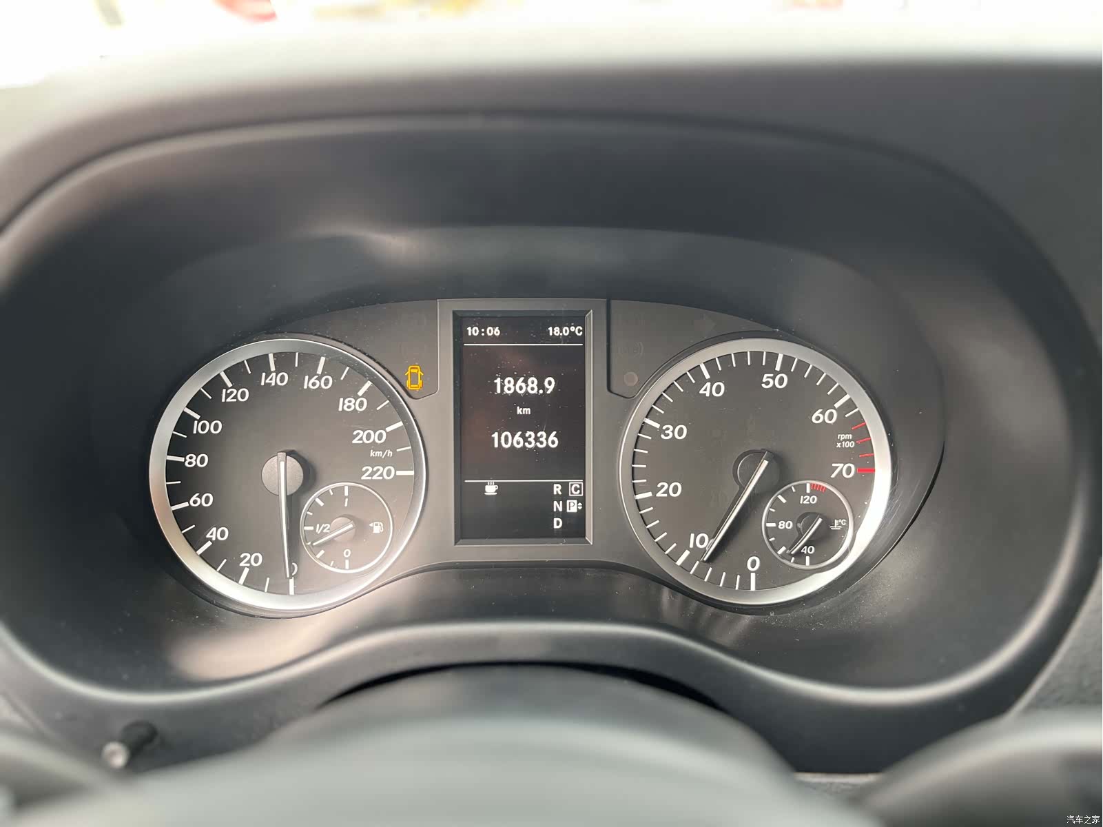 Mercedes-Benz V, 2018 11