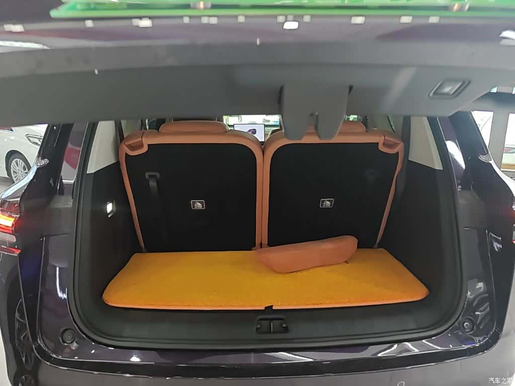 Leapmotor C16, 2024 19